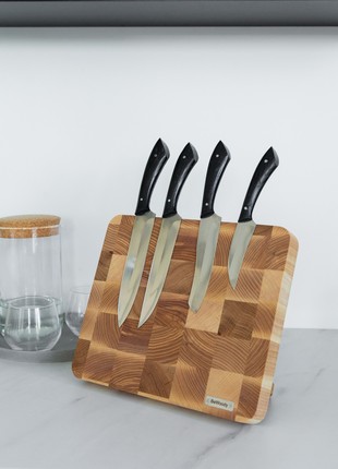 Wooden magnetic knife block8 photo