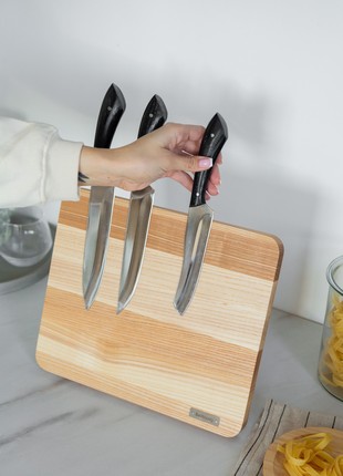 Wooden magnetic knife block6 photo